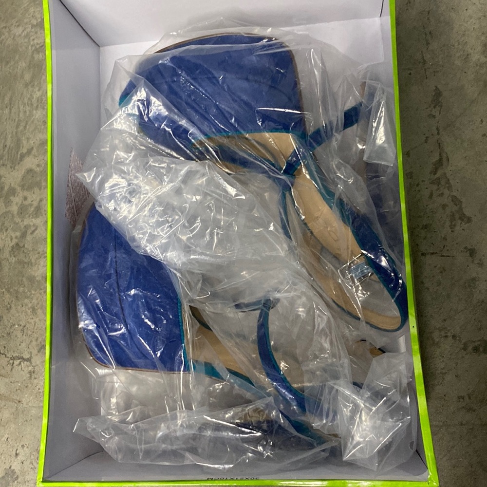 Aldo Blue Suede Sandals Size 7